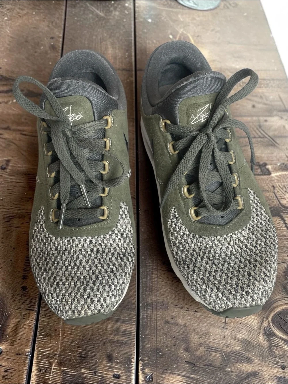 Nike Air Max zero grey & white YOUTH size 6 Casual Sneakers unisex style